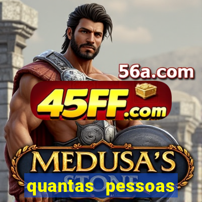 quantas pessoas cabem no beto carrero